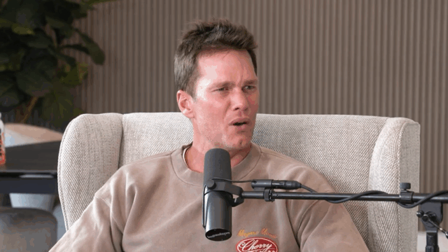 050725 TOM BRADY KAL.JPG