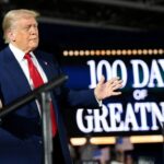 Tribunal bloqueia Trump de impor tarifas extensas
