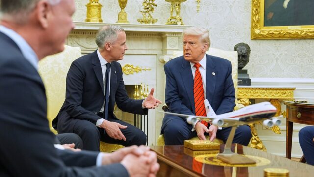 Trump diz que houthis "não quer brigar" e que acabamos com uma campanha de bombardeio



