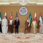 Trump faz dos Emirados Árabes Unidos históricos como o primeiro presidente dos EUA em quase 30 anos