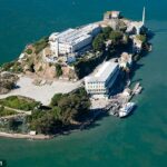 Trump ordena que Alcatraz expandisse e reabriu para se adaptar aos "resíduos" da empresa