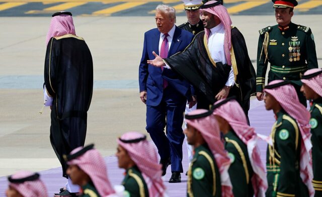 Trump recebeu a primeira parada no Oriente Médio


