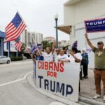 Trump rotula seus oponentes como "comunistas", um termo que carrega a bagagem da história americana.