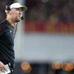 USC Trolls Oregon, o salto da piscina Dan Lanning com alerta de compromisso "Anchorman"