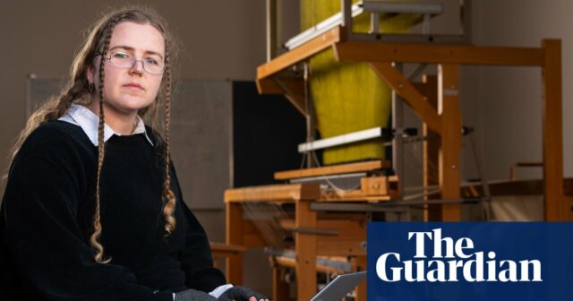Uma nova sala para um tear condenado - e a luta para salvar os lentos artesanato da Austrália

