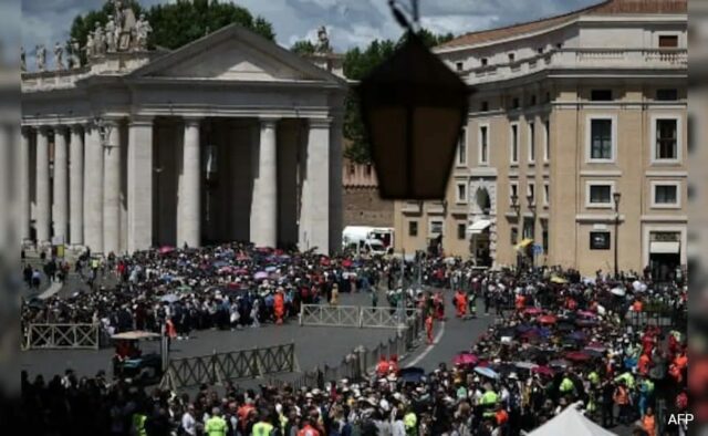 Vaticano para cortar o sinal telefônico durante o conclave para escolher o novo papa



