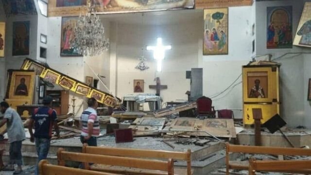 20 pessoas foram mortas em um bombardeio suicida na Igreja Síria Damasco

