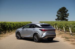 2025 Lexus RX 350H oferece conforto, economia a um preço 2025 Lexus RX 350H oferece conforto, economia a um preço