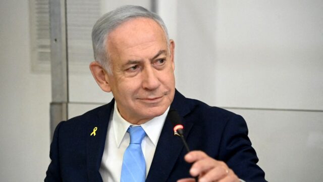 A coalizão de Netanyahu ameaçou com um atraso escuro com festas religiosas

