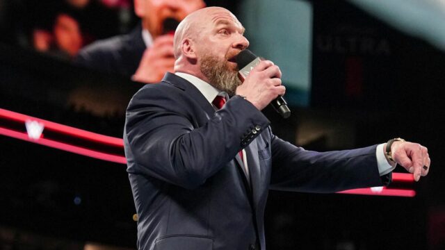 A direção da WWE do Triple H é arruinada por todos os fatores falsos, veteranos (especial)

