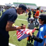 Sanjay Krishnamurthi Bat para os unicórnios de São Francisco durante um jogo 2024.