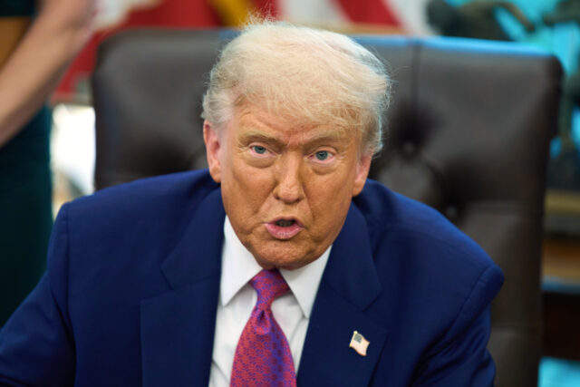 A fraternidade do ex-juiz ex-supremo da justiça de Laio Ripot contra Trump

