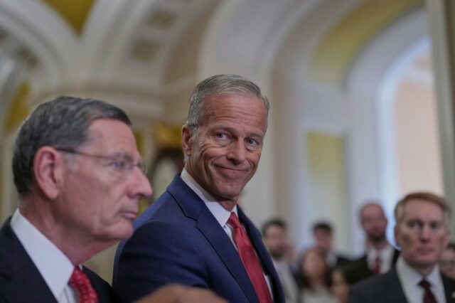 A lei fiscal do Senado Republicano adicionaria 3,3 trilhões de dólares americanos, diz CBO, diz CBO

