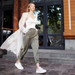 Adidas tem tênis mais vendidos da Mama Rica: até 70% de desconto