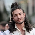 Ai dos olhos de Ezra Miller Miller como frequentemente Hollywood Return