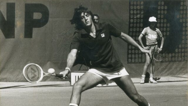 Algum italiano já ganhou o título francês de singles masculino francês?

