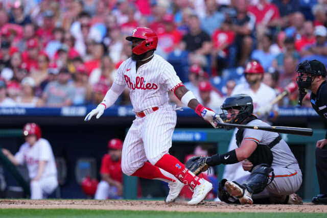 All-Star Utility Object anuncia pensão repentina da MLB

