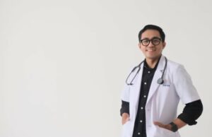 Alumini médico de InGas médicos oficialmente liderando os trabalhadores do Hospital Público Alumini médico de InGas médicos oficialmente liderando os trabalhadores do Hospital Público