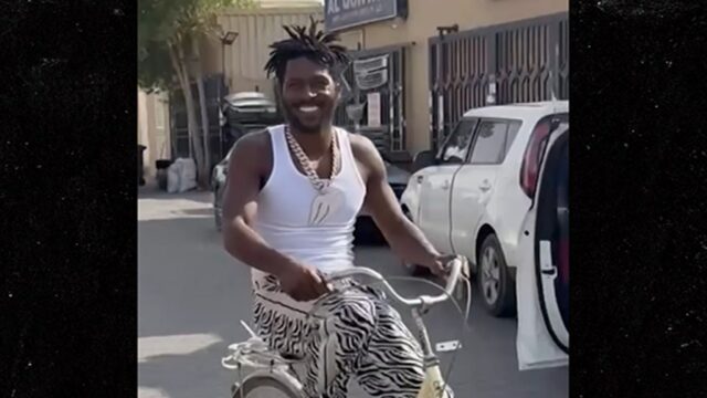 061325_ANTONIO_BROWN_KAL