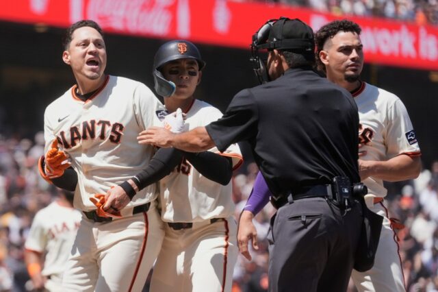 As frustrações dos gigantes da SF permanecem depois de serem varridas por Marlins

