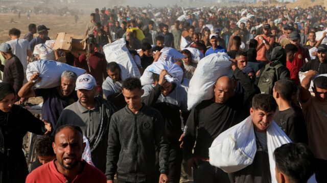 As pessoas em Gaza agradecem a Trump por ajuda, diz o líder do grupo apoiado nos EUA

