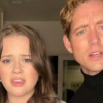 Ryan Phillippe e Reese Witherspoon nos anos 90 (à esquerda); Sua filha Ava Phillippe e seu namorado Dakota Brubaker em 2025 (à direita).