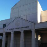 Assistente do professor de East Bay, acusado de posses de pornografia infantil