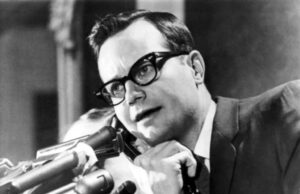 Bill Moyers, ex -secretário de imprensa da Casa Branca, que se tornou um jornalista de televisão reconhecido, morto cerca de 91 Bill Moyers, ex -secretário de imprensa da Casa Branca, que se tornou um jornalista de televisão reconhecido, morto cerca de 91