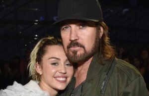 Billy Ray Cyrus brota sobre a filha Miley Cyrus após a restauração Festival de Glastonbury 2019 - Dia cinco