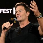 Brady ganha jogos inaugurais de fãs, prêmio de 1 milhão