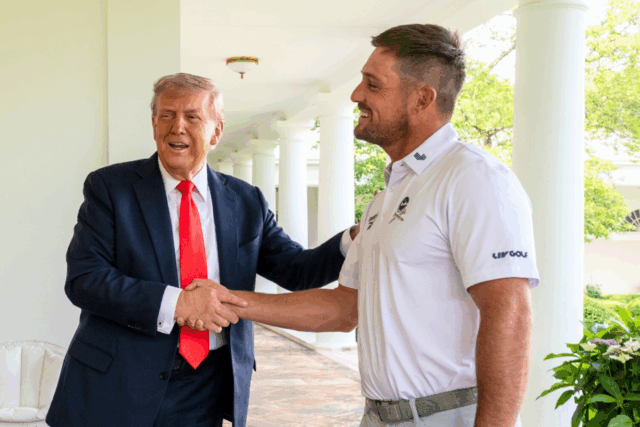 Bryson DeChambeat viu jogar golfe na 'TPC White House'

