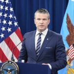 O secretário de Defesa Pete Hegseth fala durante uma entrevista coletiva em Pentágono em Washington, domingo, 22 de junho de 2025, depois que o militar dos EUA venceu três assentos no Irã e foi diretamente no esforço de Israel para destruir o programa de energia nuclear do país