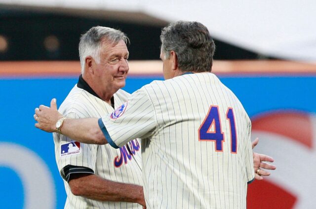 Campeão da série mundial, amado em 1969 Mets, passes

