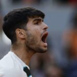 Campeões de singles abertos franceses para homens na era aberta: Carlos Alkaz defende o título de Roland Garros