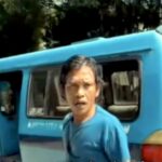 Carros da esquerda, Angkot Driver: Eu sou uma pessoa difícil