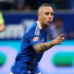 Cazorla ajuda o ENFERTO DE ENDO DE 24 ANOS