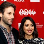 Celebrações Apoio à voz do Aubrey Plaza após a morte do marido