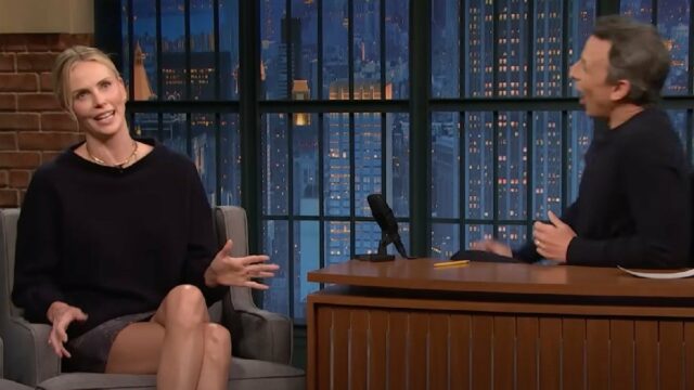 Charlize Theron liga Day of Seth Meiers na oferta de invocação: "Você não vai duro" | Vídeo

