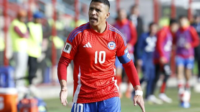 Chile perde a terceira Copa do Mundo da FIFA consecutiva, o treinador Garka se retira

