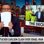 Chris Hayes se diverte que "Four Trump-Kiss" Tucker Carlson perfurou com o presidente via Irã | Vídeo