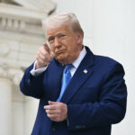 Classificação de aprovação do Trump com o grupo -chave Grupo, Pesquisas