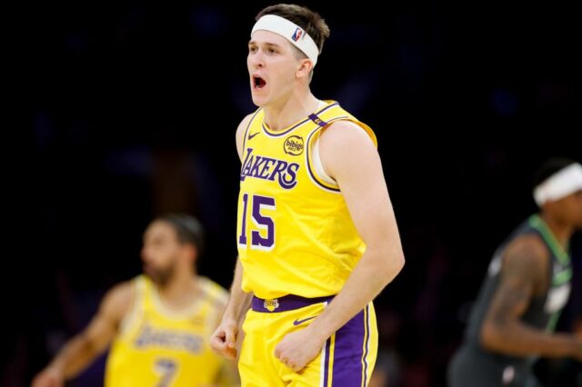 Como Austin colhe de Lakers lida com todos os rumores comerciais

