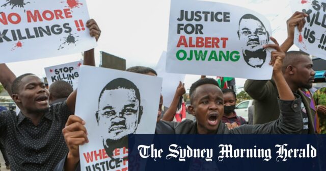 O protesto na morte de Ojwang sob custódia de coincidir com manifestações já planejadas no Quênia para marcar o movimento anti-controle do primeiro aniversário.