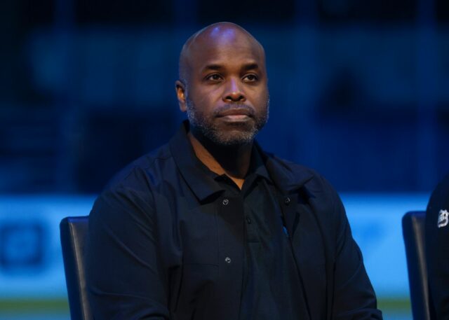 Como um tubarão, Mike Grier está procurando melhorias, perguntas e desafios -

