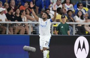 Copa do Mundo do Clube da FIFA: o capitão de Al-Hilal Al-Daussari fez uma partida contra o Real Madrid com lesão Copa do Mundo do Clube da FIFA: o capitão de Al-Hilal Al-Daussari fez uma partida contra o Real Madrid com lesão