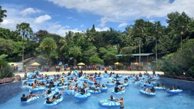 Dê uma olhada na promoção de ingressos de férias no Jungla Bogor Aquatic Park

