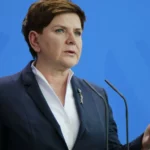 Declaração de Propriedade de Beat Szydło. Recebe essa pensão e ganha muito no parlamento europeu