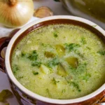 Delicioso jantar para segunda -feira. Demos uma receita, você cozinha. Pepino de Małosolenych