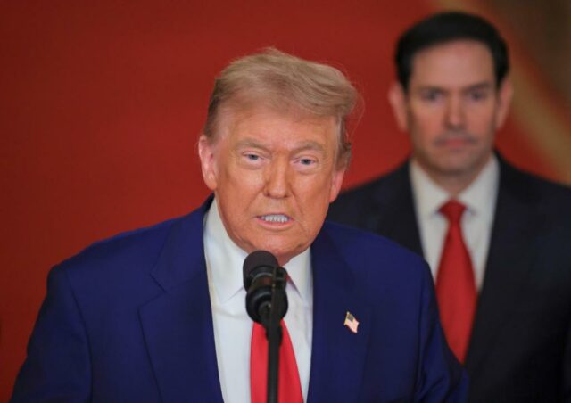 Democratas da área da baía Lambaste O ataque do Irã de Trump

