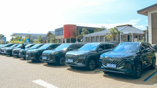 Demonstrar a eficiência de Chery Tiggo 8 CSH, você pode andar mais de 100 km sem BBM

